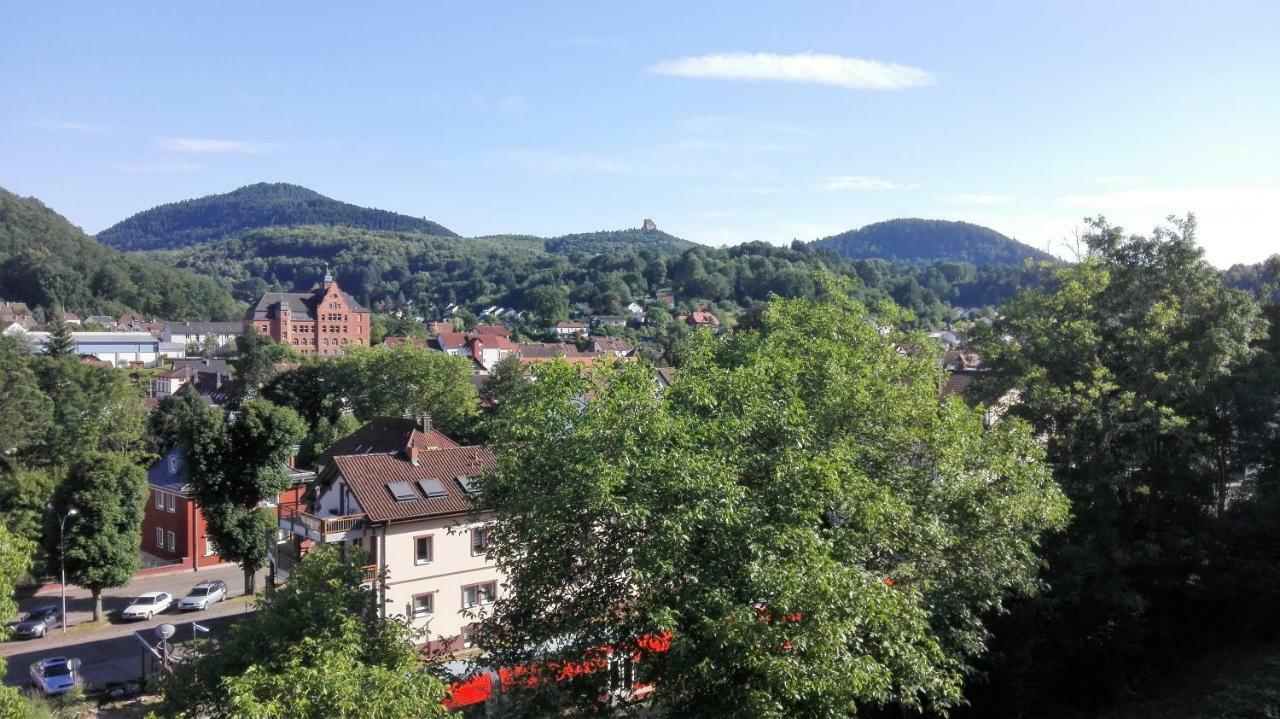 Ferienwohnung Anita Annweiler am Trifels Esterno foto